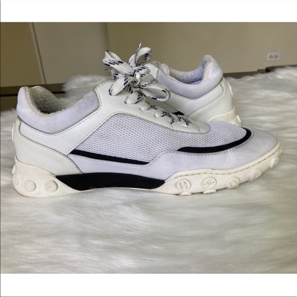 Authentic Chanel leather trainers size 39 - Picture 5 of 15